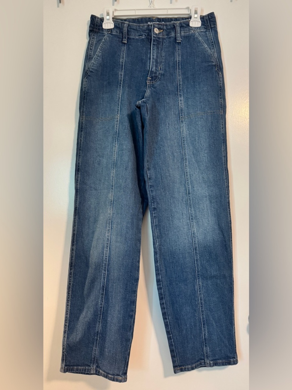 Woman’s Old Navy O.G. loose High rise carpenter pants size 10 tall.